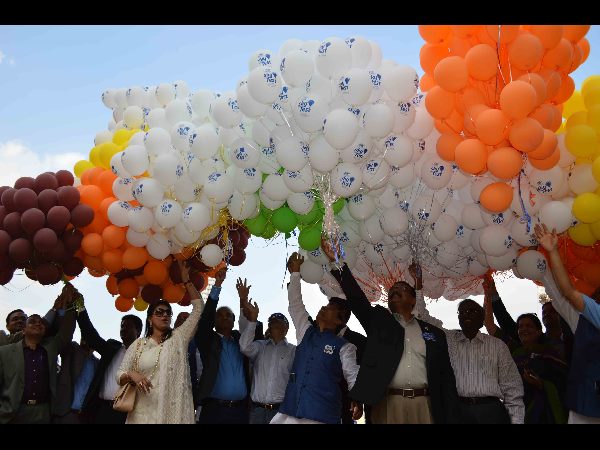  అద్భుతంగా ప్రారంభమైన స్కైఫెస్ట్: లాంగ్ రైడ్‌కు ఒక్కొక్కరికీ రూ. 15వేలు