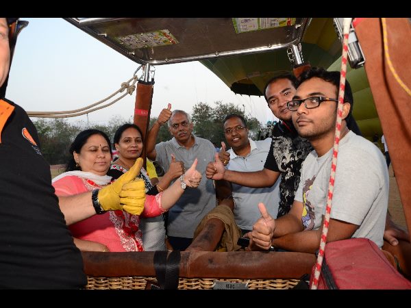  అద్భుతంగా ప్రారంభమైన స్కైఫెస్ట్: లాంగ్ రైడ్‌కు ఒక్కొక్కరికీ రూ. 15వేలు