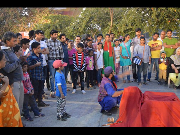 'దేవిశ్రీ' సందడి: చిరు, శ్రీదేవిల సినిమా