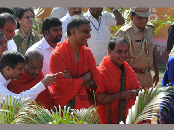 మూడోరోజు యాగానికి హాజరైన ప్రముఖులు