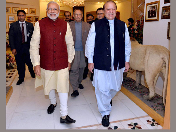 ఒక్క రోజు ముందు మోడీ పర్యటన