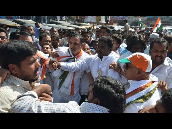 వాగ్వాదం-ఘర్షణ