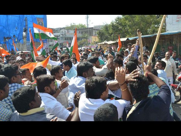 వాగ్వాదం-ఘర్షణ