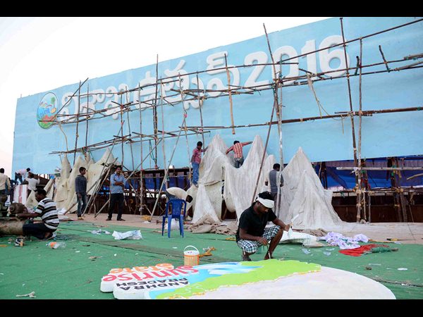 విశాఖ ఉత్సవ్ 2016: ముమ్మరంగా ఏర్పాట్లు, స్టేజ్ ఇదే