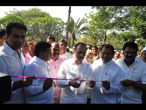 చైనా తరహాలో మూడేళ్లలో స్కైవేలు నిర్మిస్తామన్న కేటీఆర్