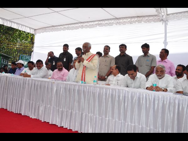  చైనా తరహాలో మూడేళ్లలో స్కైవేలు నిర్మిస్తామన్న కేటీఆర్