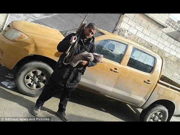  సిద్దార్ధ్ ధర్: 'జిహాదీ జాన్'గా హిందువు 