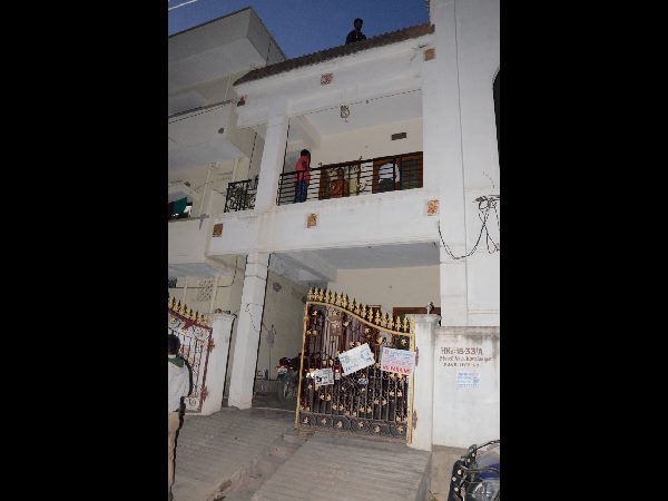 ఇంచి ముందు ఇలా..