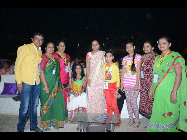 గుజరాతీ గర్బా నృత్యం