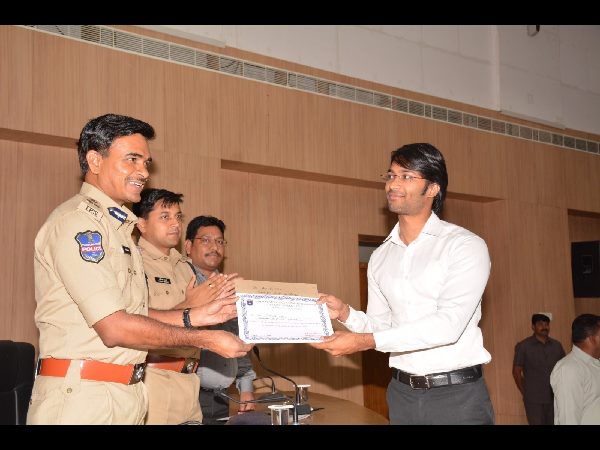  సైబరాబాద్‌లో 'గుడ్ సిటిజన్స్' వీరే 