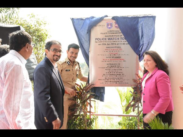గచ్చిబౌలి విప్రో కూడలిలో ఏర్పాటు చేసిన వాచ్ టవర్ ఇదే