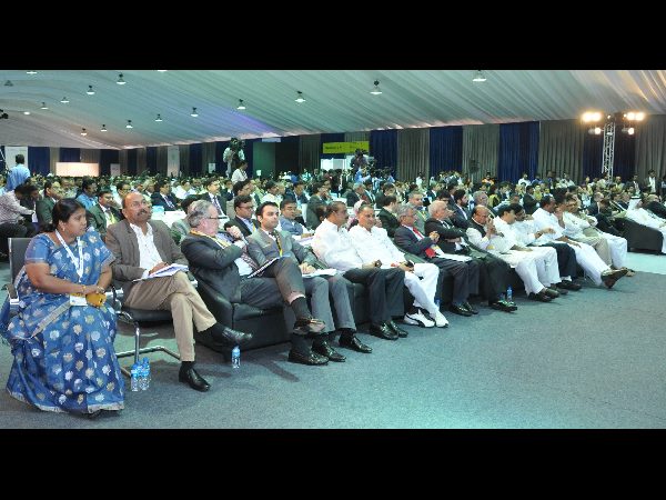  డబుల్ ప్లాన్: మోడీకంటే చంద్రబాబే ముందు(పిక్చర్స్)