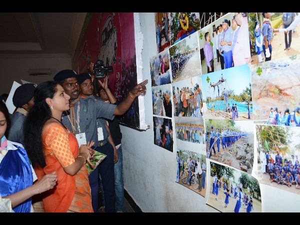 స్కౌట్స్ అండ్ గైడ్స్