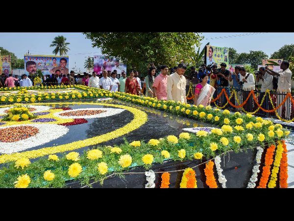 నారావారిపల్లోలె చంద్రబాబు కుటుంబం