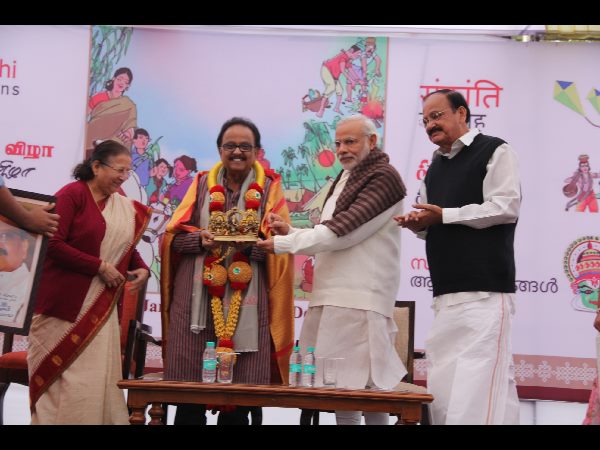  ఢిల్లీలో సంక్రాంతి: వెంకయ్య ఇంట్లో బాలుకు మోడీ సన్మానం