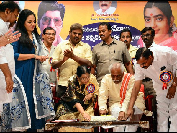 గాయని పి సుశీల