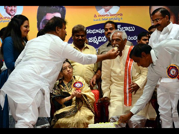 గాయని పి సుశీల