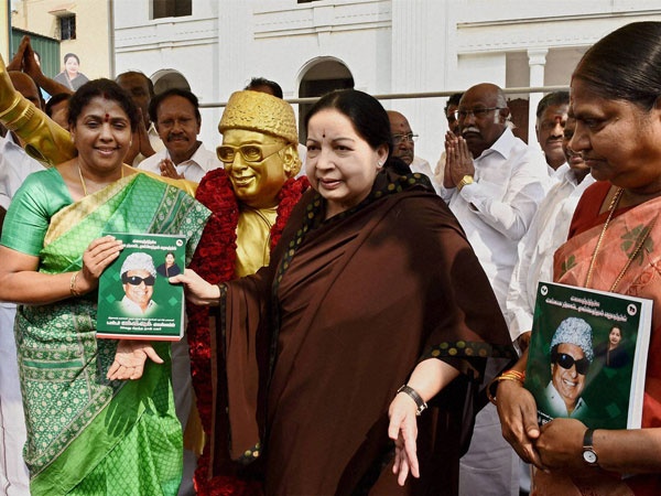 ప్రతి కుటుంబానికి అందేలా అమలు చేశాం