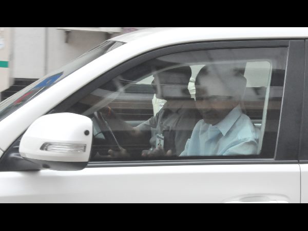 సీఎం అయిన తర్వాత తొలిసారి షాపింగ్ చేసిన కెసిఆర్