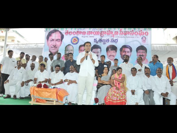  ప్రచార కేంద్రాలుగా బార్బర్ షాపులు: మంత్రి కేటీఆర్