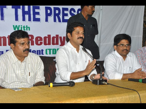  చంద్రబాబు రోడ్డు షో, కేటీఆర్ సవాల్ చేసి పారిపోయారు: రేవంత్ రెడ్డి