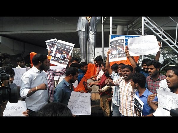 ఏబీవీపీ ధర్నా