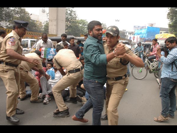 మానవ హారం