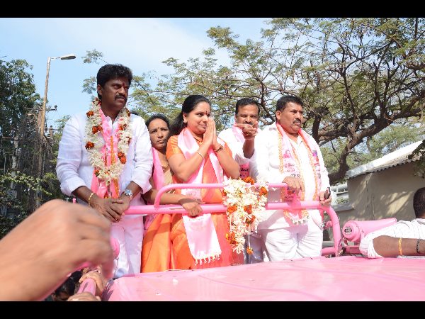  గ్రేటర్‌లో కవిత ప్రచారం