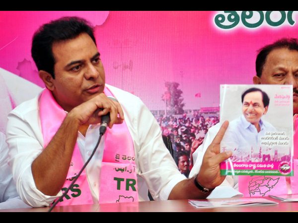 తెలంగాణభవన్‌లో జీహెచ్ఎంసీ ఎన్నికల మ్యానిఫెస్టో విడుదల