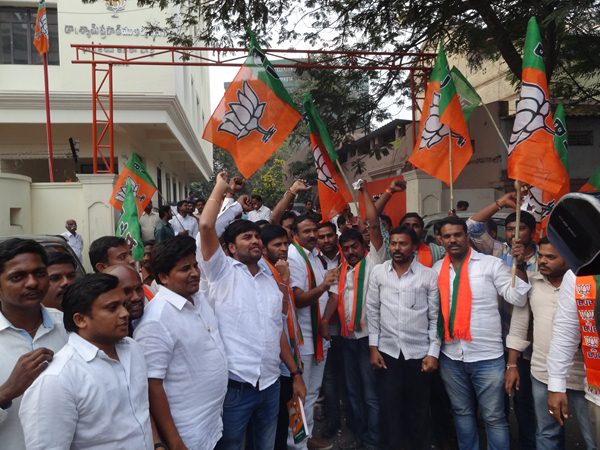 తెలంగాణలో సంబరాలు