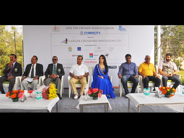 తమన్నా సందడి