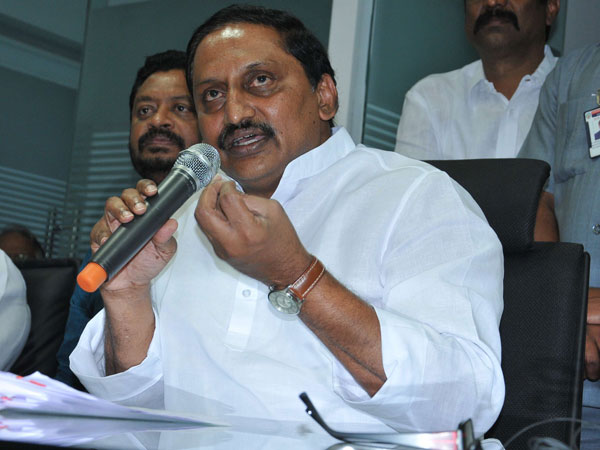 కిరణ్ కుమార్ రెడ్డి ఇలా కాలక్షేపం