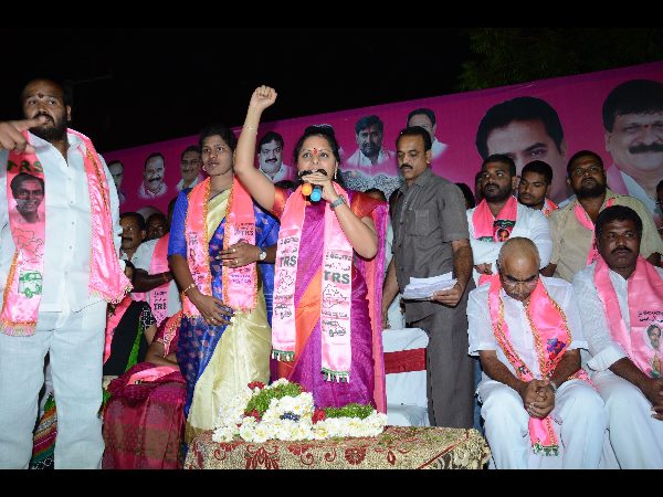 కవిత ప్రచారం