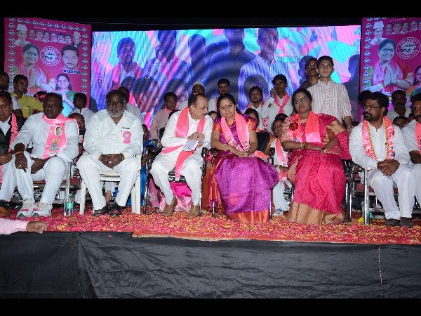 కవిత ప్రచారం