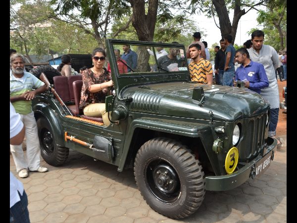 లుంబినీ పార్క్‌లో వింటేజ్ వాహనాల ప్రదర్శన