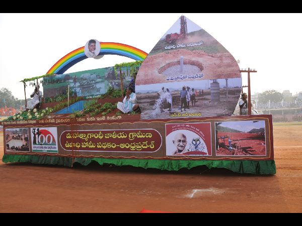  అభివృద్ధికి సమిష్టిగా పాటు పడదామన్న గవర్నర్ నరసింహాన్