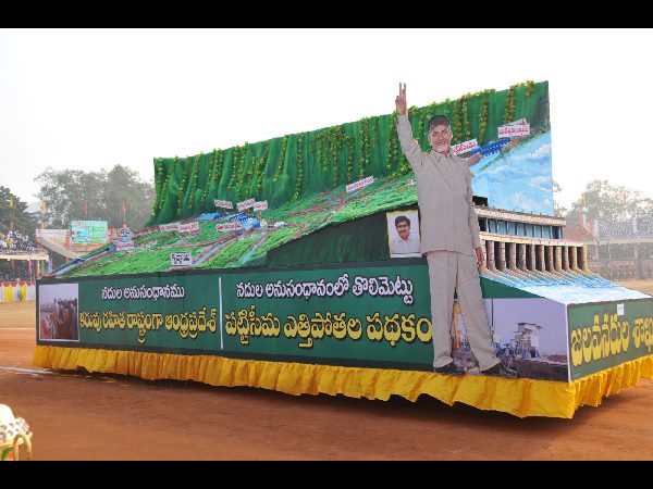 అభివృద్ధికి సమిష్టిగా పాటు పడదామన్న గవర్నర్ నరసింహాన్