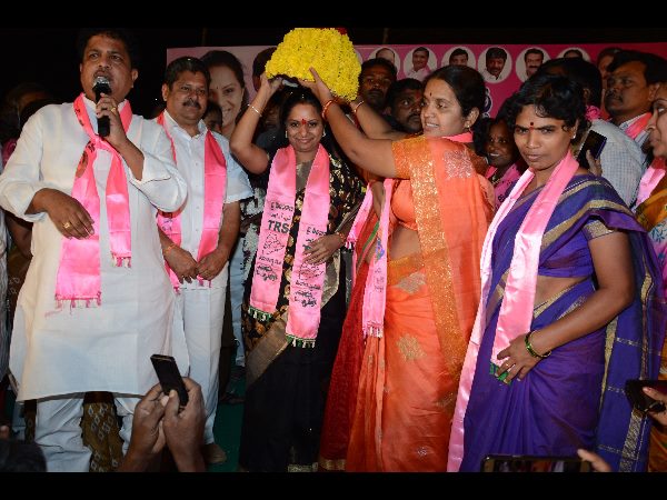 కవిత ప్రచారం