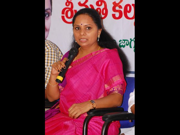 కవిత మీట్ ది ప్రెస్