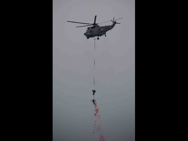 నేవీ విన్యాసాలు