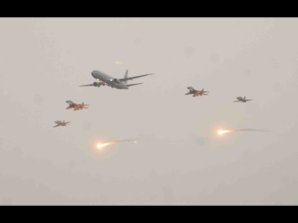 నేవీ విన్యాసాలు