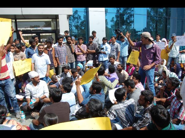 కొనసాగిన ఆందోళన