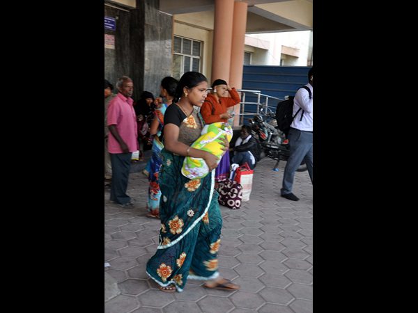 వైద్యుల ఆందోళన-రోగుల ఇక్కట్లు