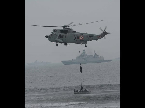  నేవీ చరిత్రలోనే అరుదైన ఘట్టం