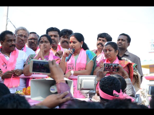 కవిత ప్రచారం