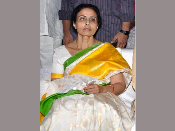 'Bhuvaneswari vote' raises heat in GHMC election campaign 'Bhuvaneswari vote' raises heat in GHMC election campaign