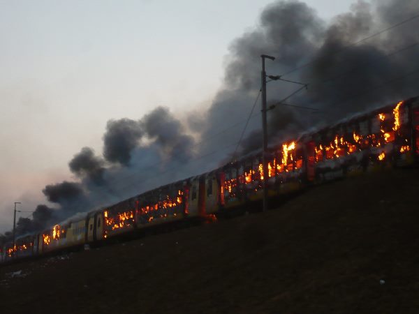 'కాపు గర్జన' ఉద్రిక్తం