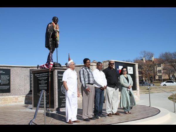 Homage to Mahatma Gandhi at Mahatma Gandhi Memorial in Dallas Homage to Mahatma Gandhi at Mahatma Gandhi Memorial in Dallas