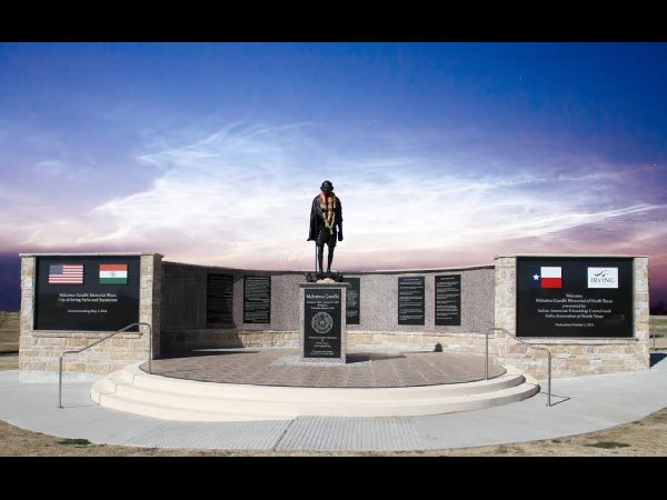 Homage to Mahatma Gandhi at Mahatma Gandhi Memorial in Dallas Homage to Mahatma Gandhi at Mahatma Gandhi Memorial in Dallas