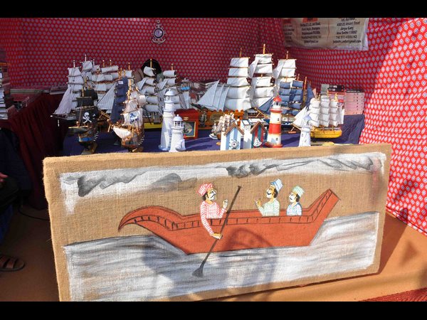 ఐఎఫ్ఆర్: అంతా సిద్ధం, ప్రత్యేక బస్సులు